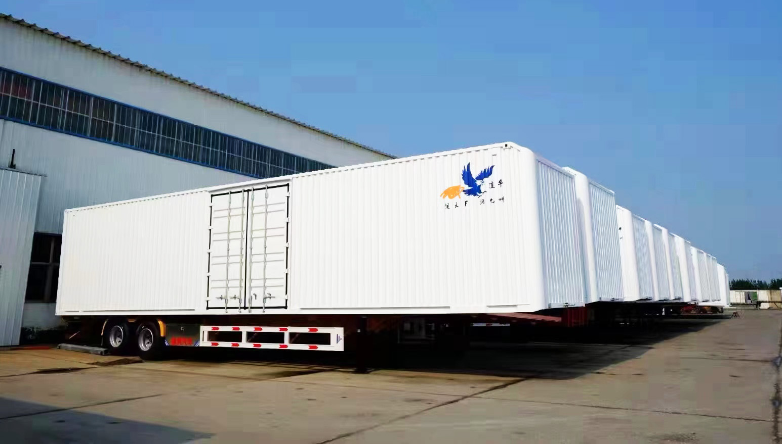 集装箱运输半挂车